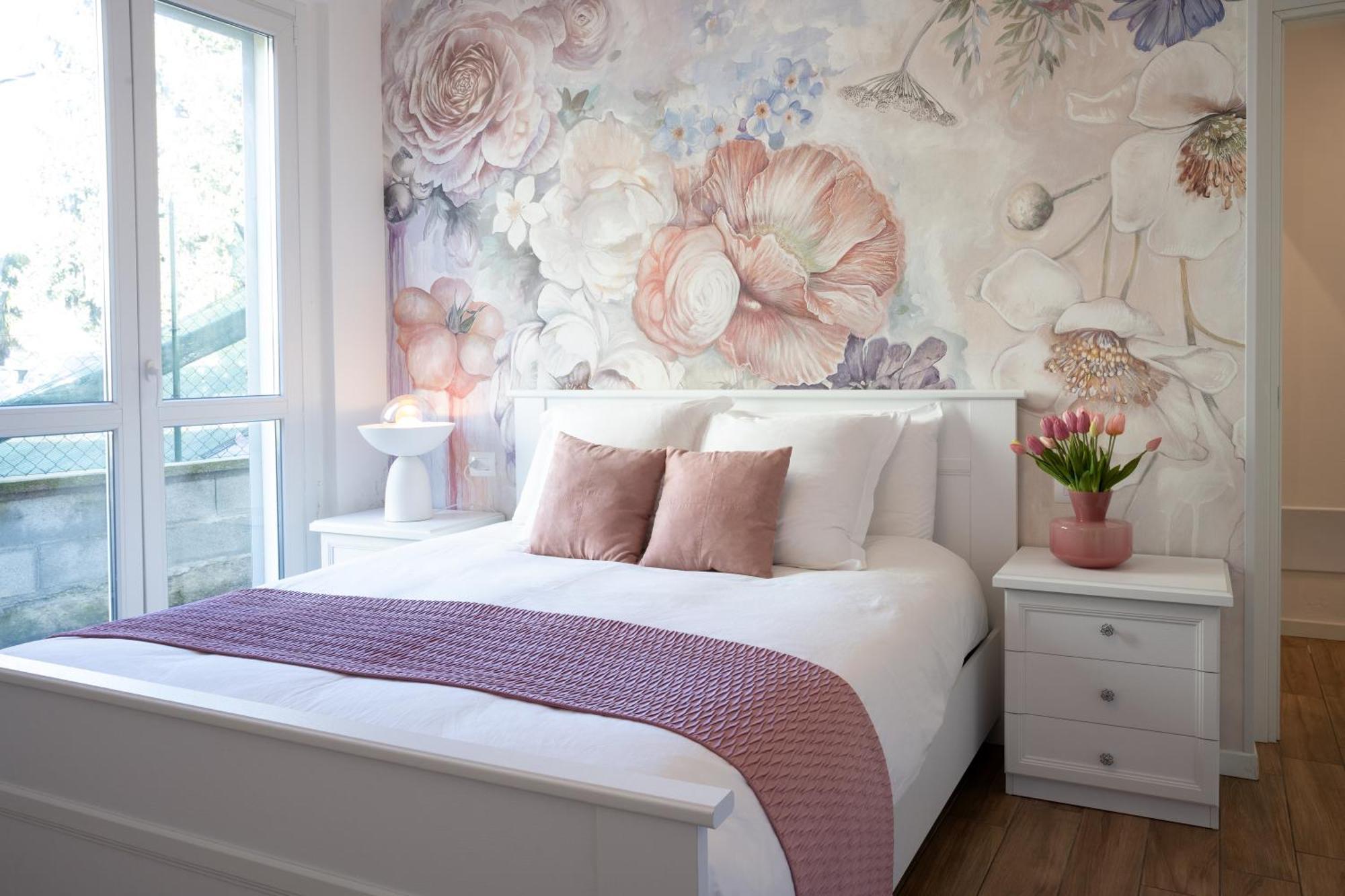 Lora Rose Suite ,Free Parking, Self Check In,2 Como Eksteriør bilde